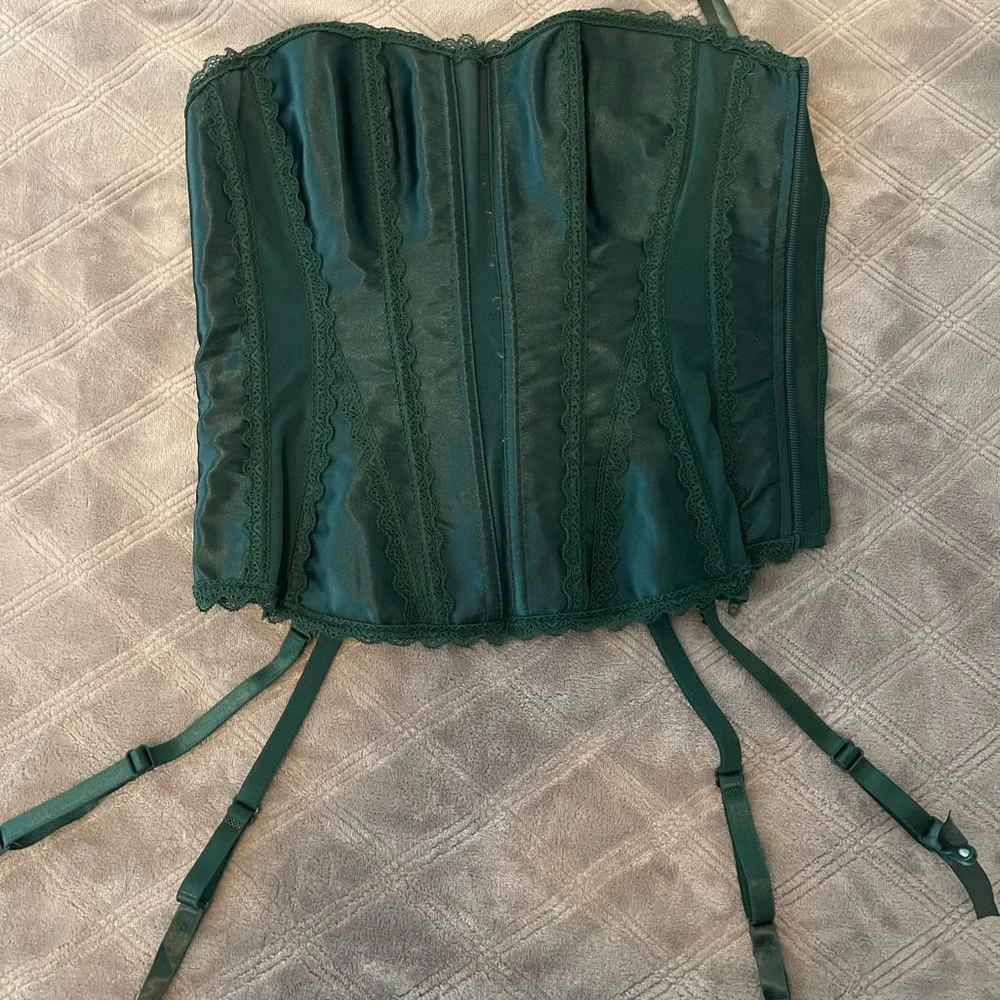 Adore Me Green Corset Lingerie - Picture 4 of 8